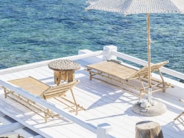 Captain Zeppos Boutique Suites - Boutique Hotel in Pollonia, Cyclades