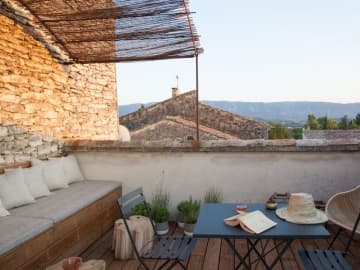 Domaine Les Martins - Hotel & Self-Catering in Gordes, French Riviera & Provence