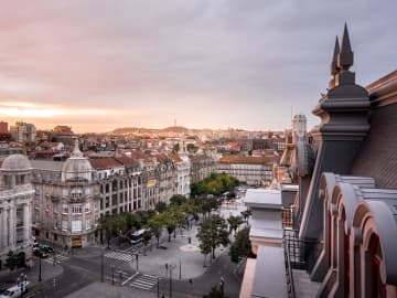 The One Monumental Palace - Luxury Hotel in Porto, Porto Region