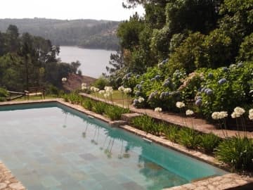 Quinta do Troviscal - Bed and Breakfast in Castelo de Bode, Ribatejo