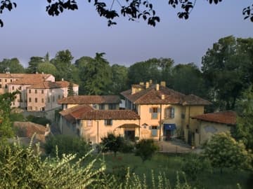 Hotel Villa Beccaris - Luxury Hotel in Monforte d'Alba, Piedmont