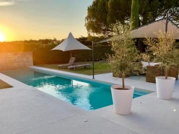 La Suite Loft 5* - Holiday home villa in Oppède, French Riviera & Provence