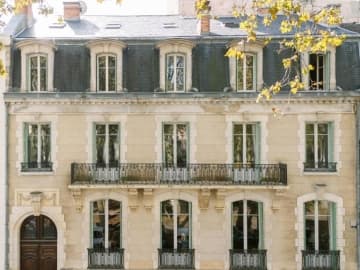 Les Suites de l'Opéra - Hotel & Self-Catering in Vichy, Auvergne