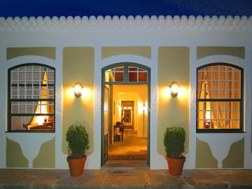Quinta de Nossa Senhora das Mercês - Manor House in Angra do Heroismo, Azores